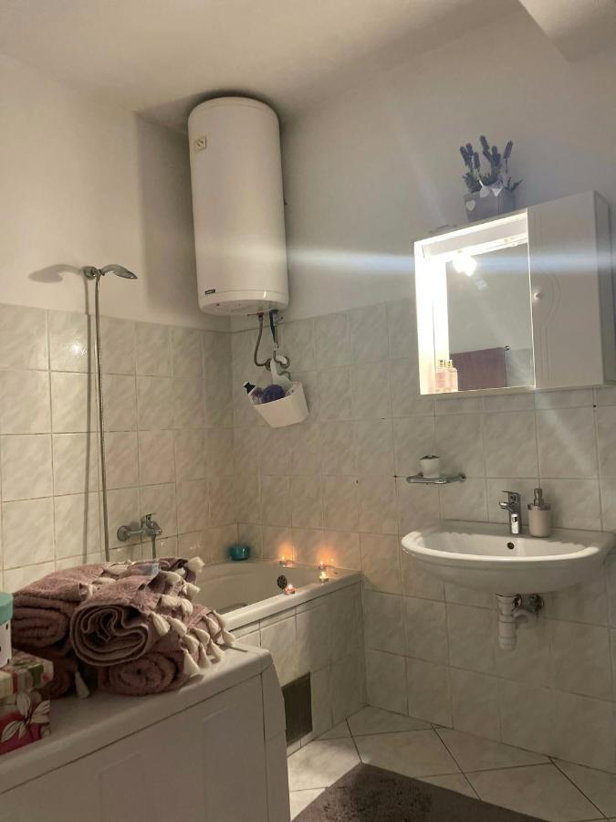 Ferienwohnung Sun Side Kaštela Exterior foto